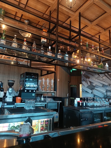 Pen & Inc, Cafe & Bar, One-north